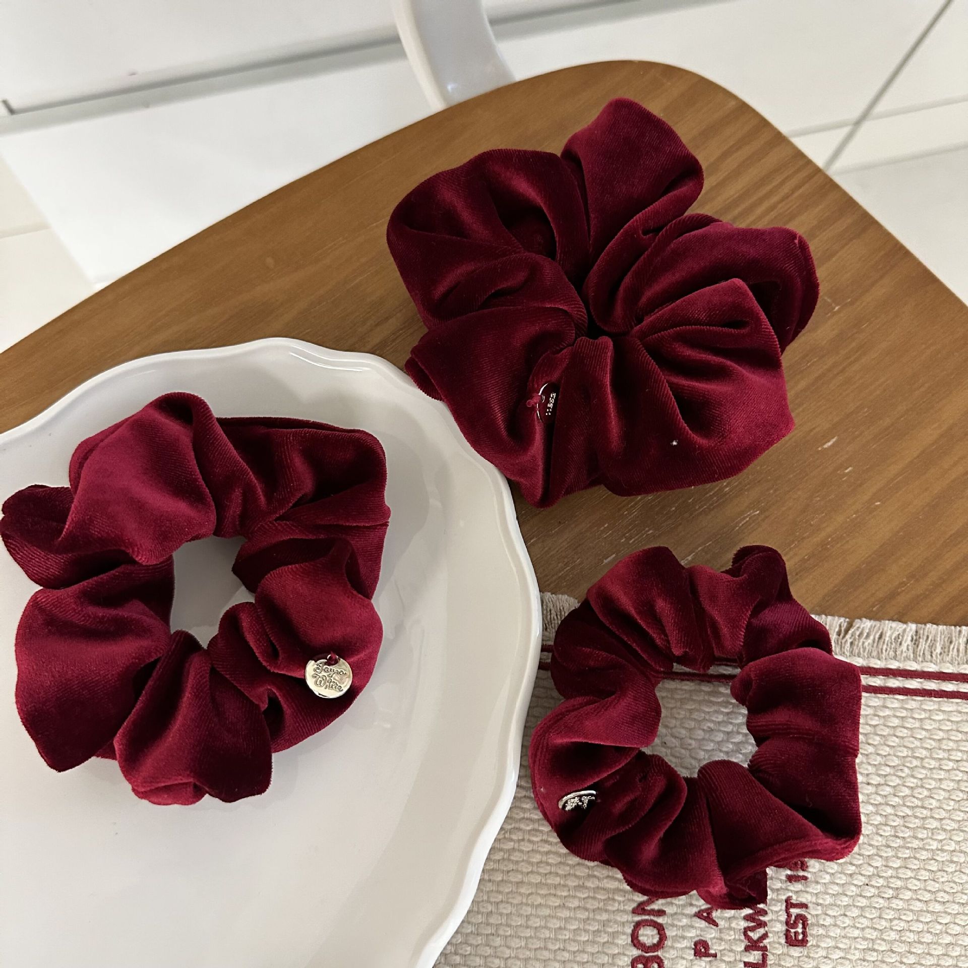 Woman Elegant Velvet Elastics  - огляд і ціна Hair Tie Velvet