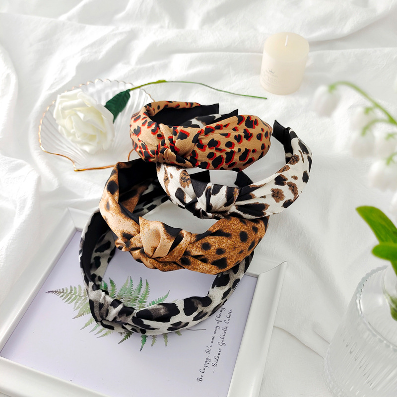 2021New fashion products Leopa - огляд і ціна Women'S Accessories Flannels