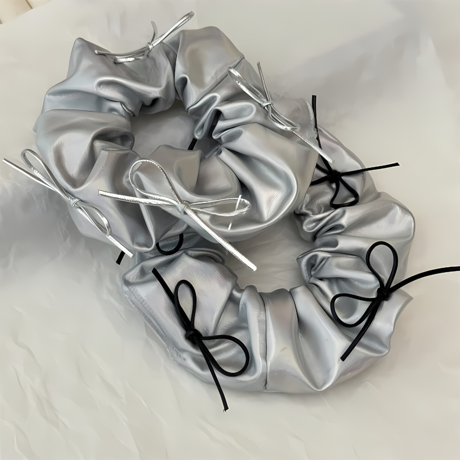 Silver Faux Leather Bow Oversi - огляд і ціна Hair Tie Velvet