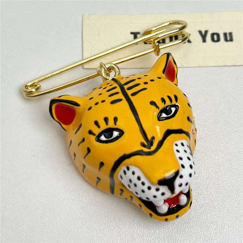 Elegant Enamel Tiger Brooch Pi - огляд і ціна Women'S Accessories For Formal Wear
