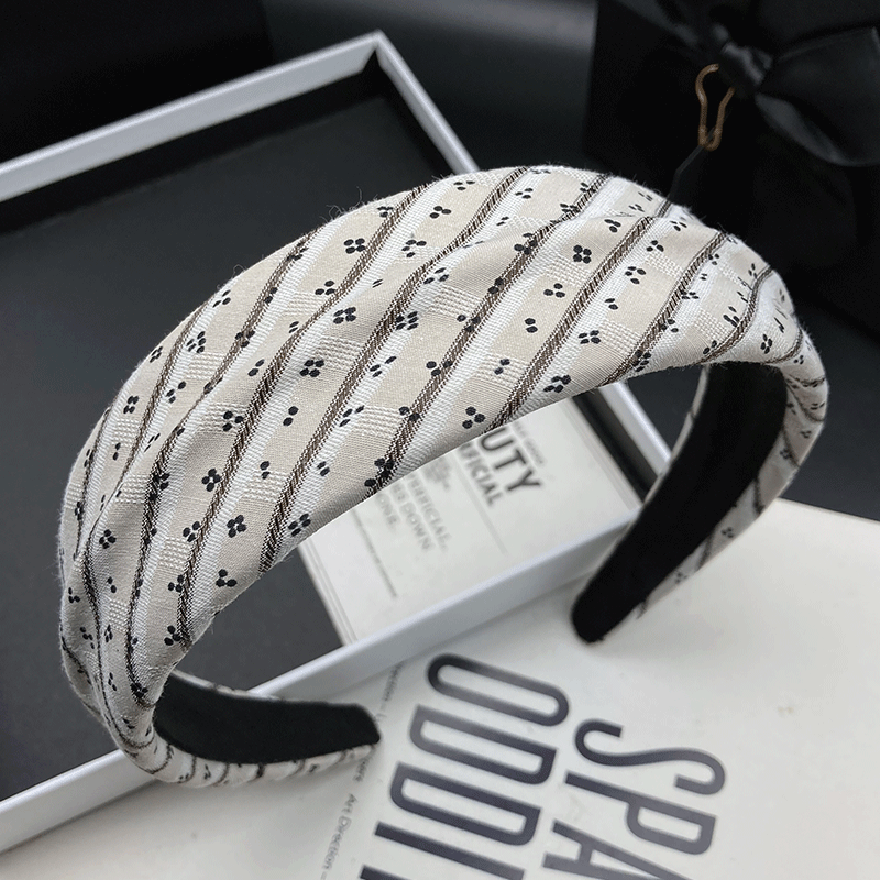 Dot Headband Women's High Top  - огляд і ціна Women'S Accessories New Look